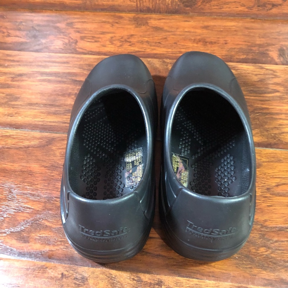 TredSafe Shoes Mens 7 Womens 8W Black Loafer Oil Slip Resistant Slip-on - Picture 2 of 7